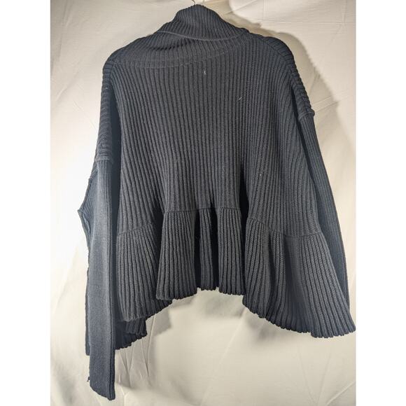 Free People NWT Sz S Layer Cake Sweater NEW Black - Picture 2 of 4